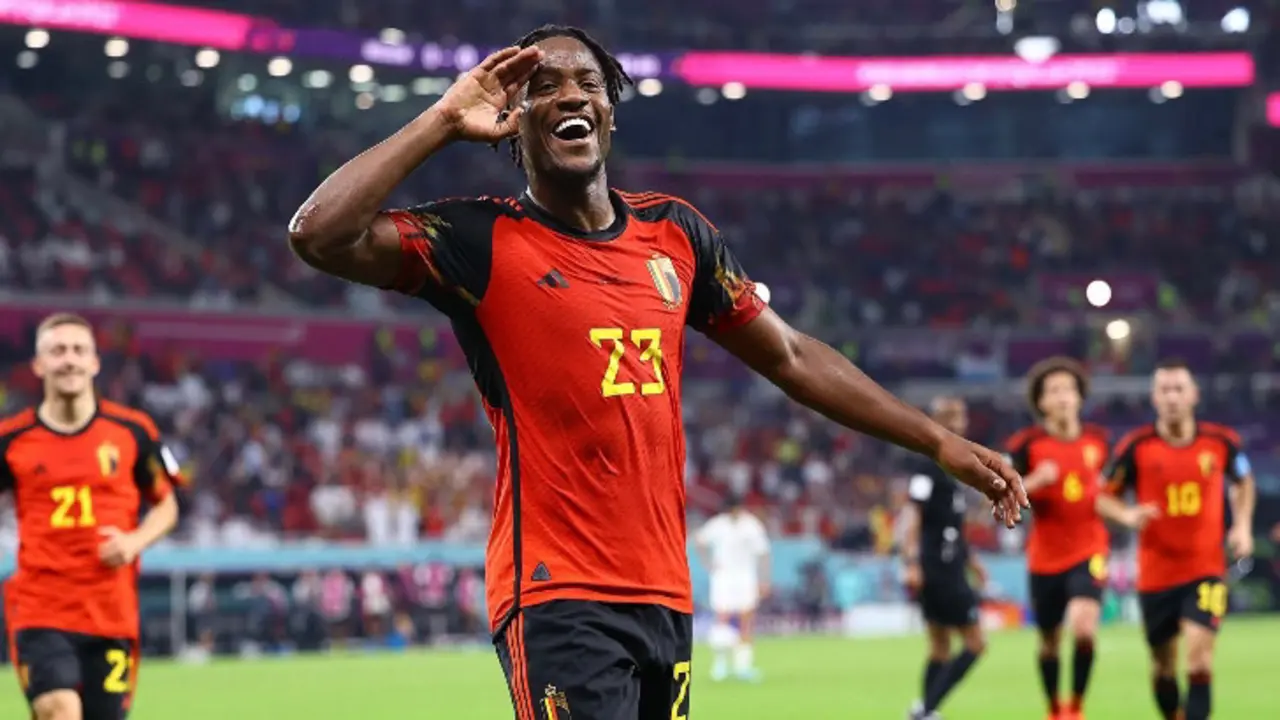 Batshuayi anota el gol ganador.  @fifaworldcup