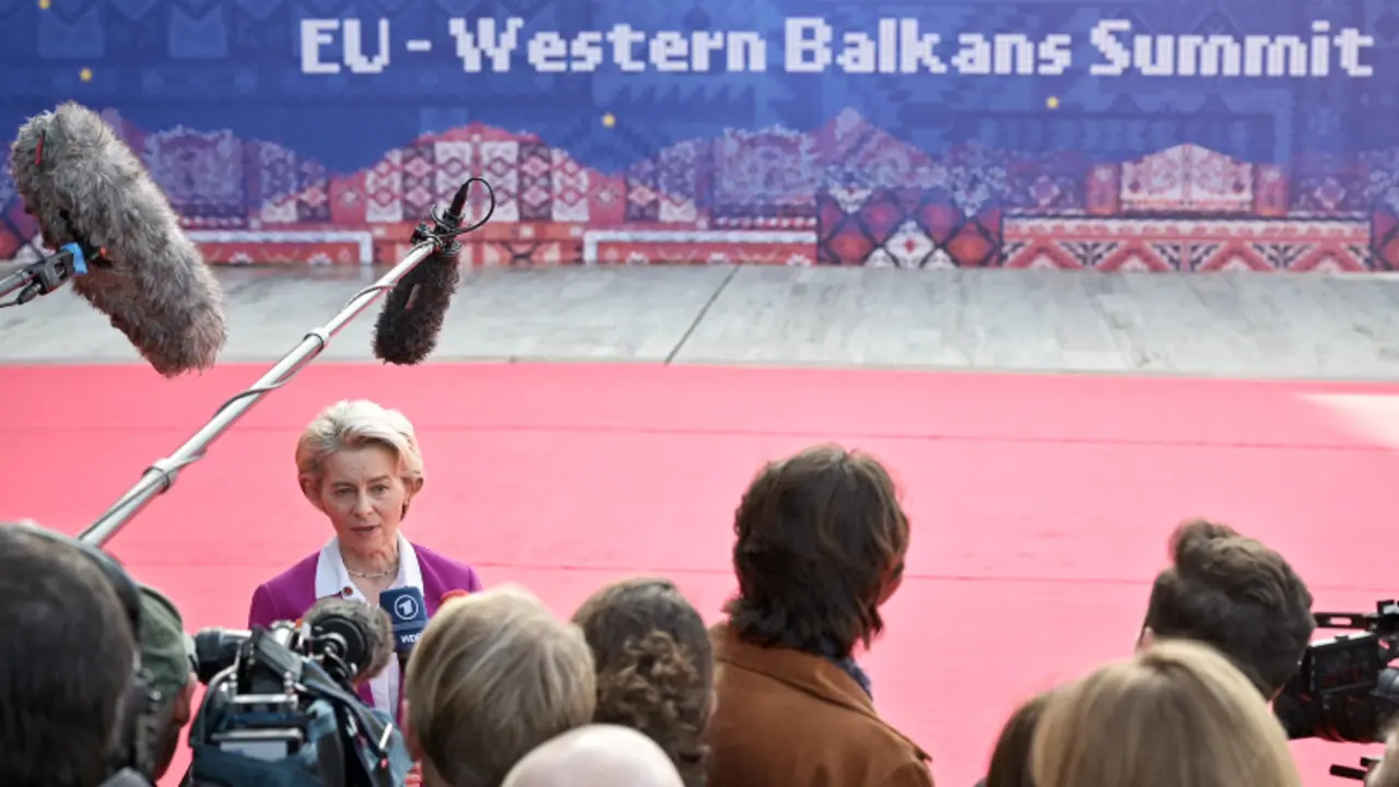 Ursula von der Leyen en la cumbre UE-Balcanes en Albania. / @vonderleyen