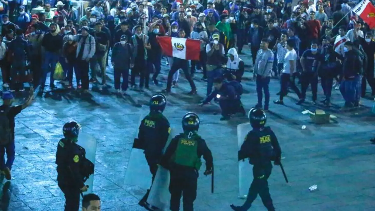 Protestas en Per&uacute;. / @JuanfranTorres.