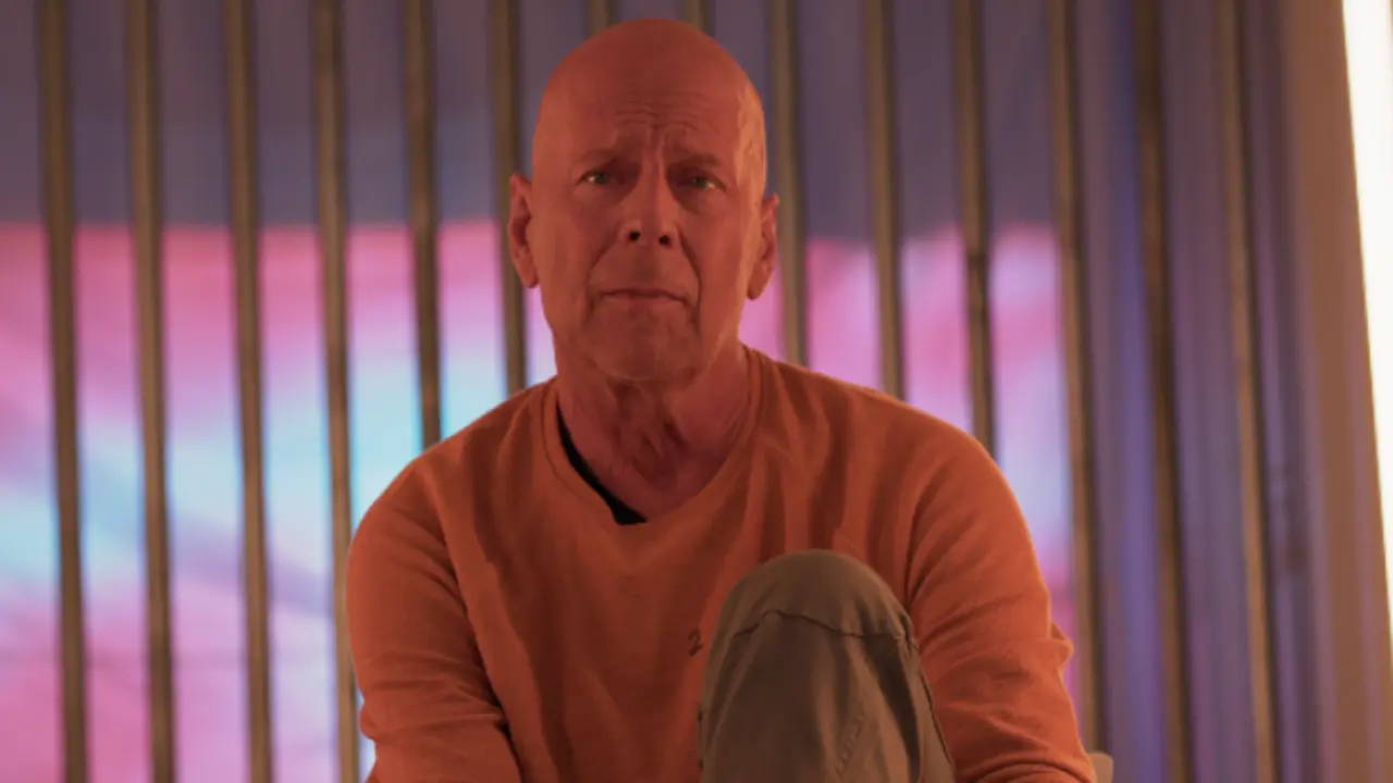 Bruce Willis / IMDb.