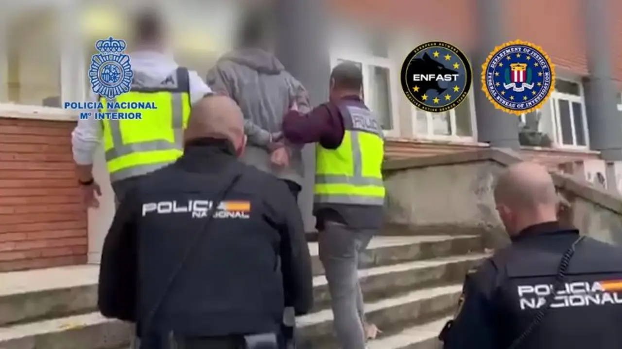 Polic&iacute;a Nacional detiene a uno de los 10 fugitivos m&aacute;s buscados del FBI. / Ministerio del Interior