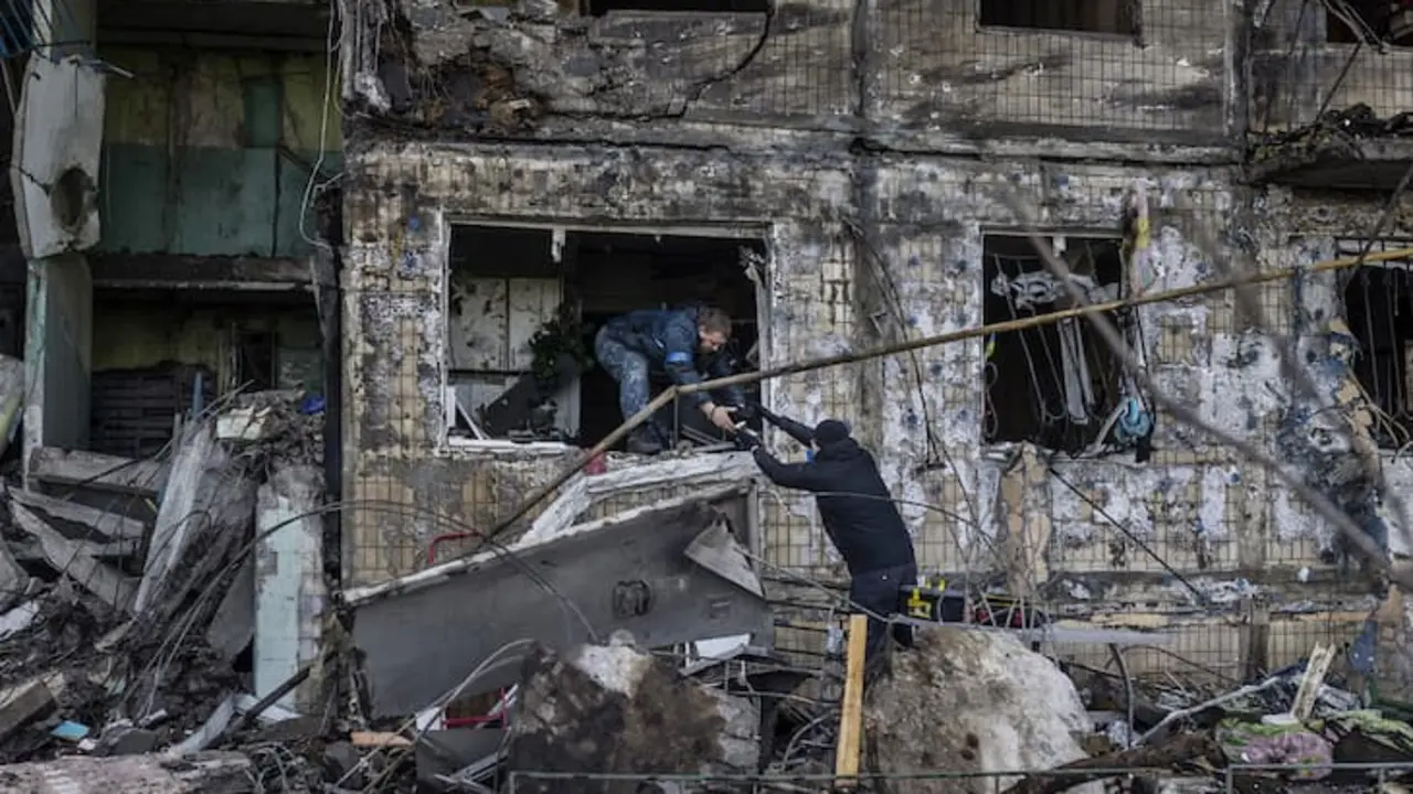 Premio TIFA 2022 - Destrucci&oacute;n, Kiev, Ucrania &copy;Alejandro Mart&iacute;nez