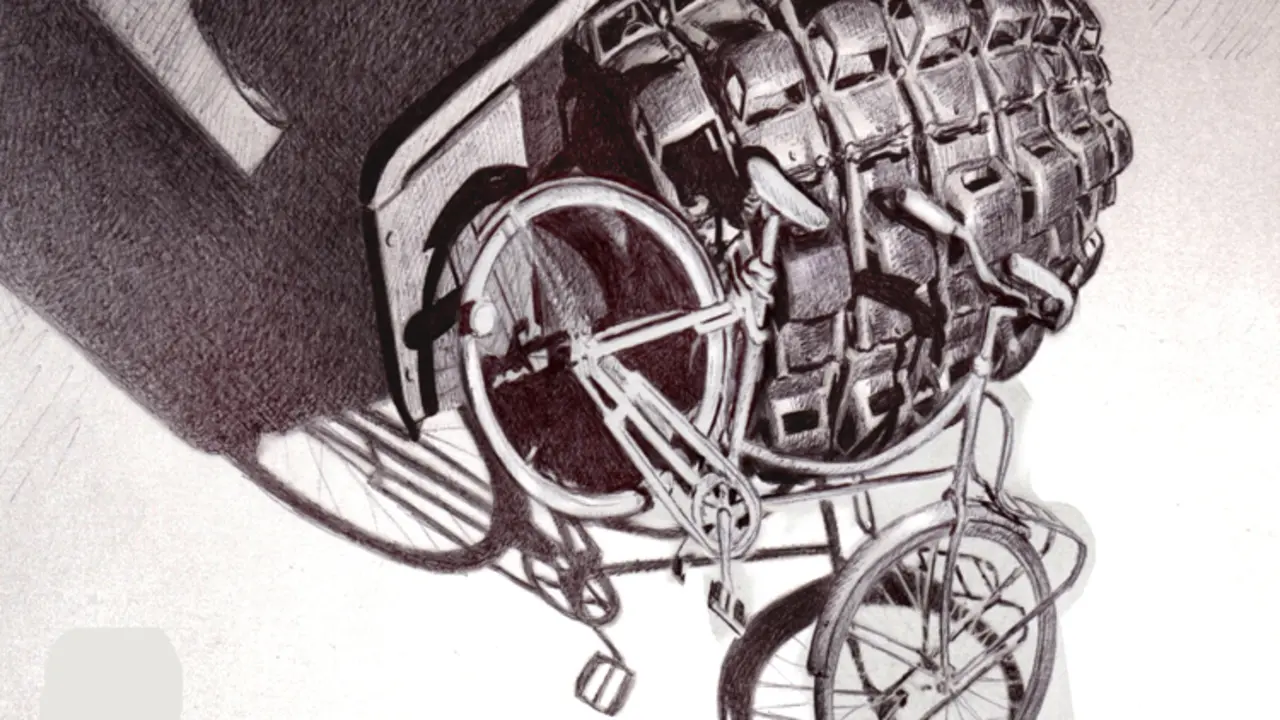 Bicicleta contra coche. / &copy;Gio.
