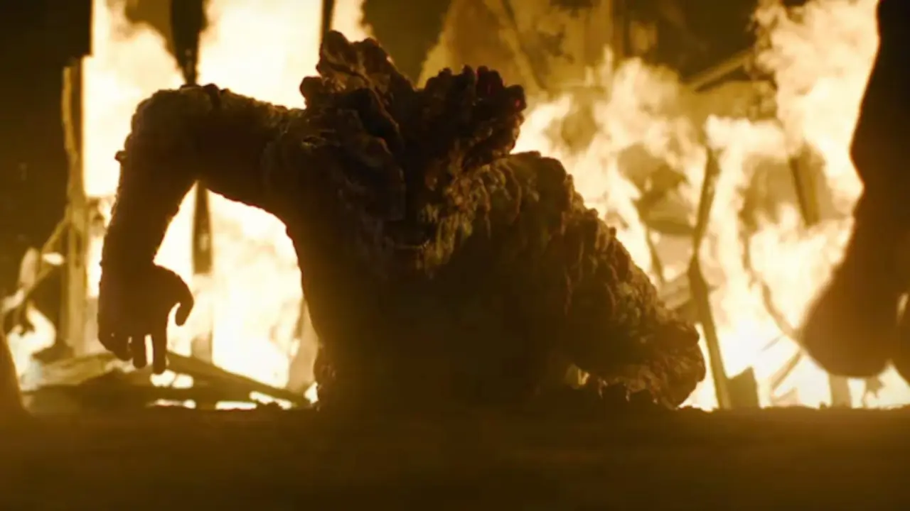 Los gordinflones son unas de las amenazas m&aacute;s impresionantes del juego y ha hecho su aparici&oacute;n en la serie / HBO Max