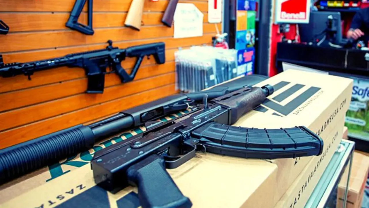Porte de armas. / RR SS.