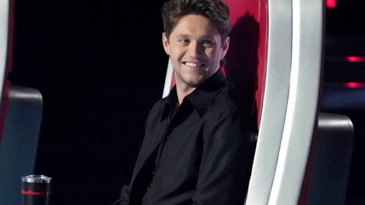 Niall Horan en su silla de The Voice. / NBC