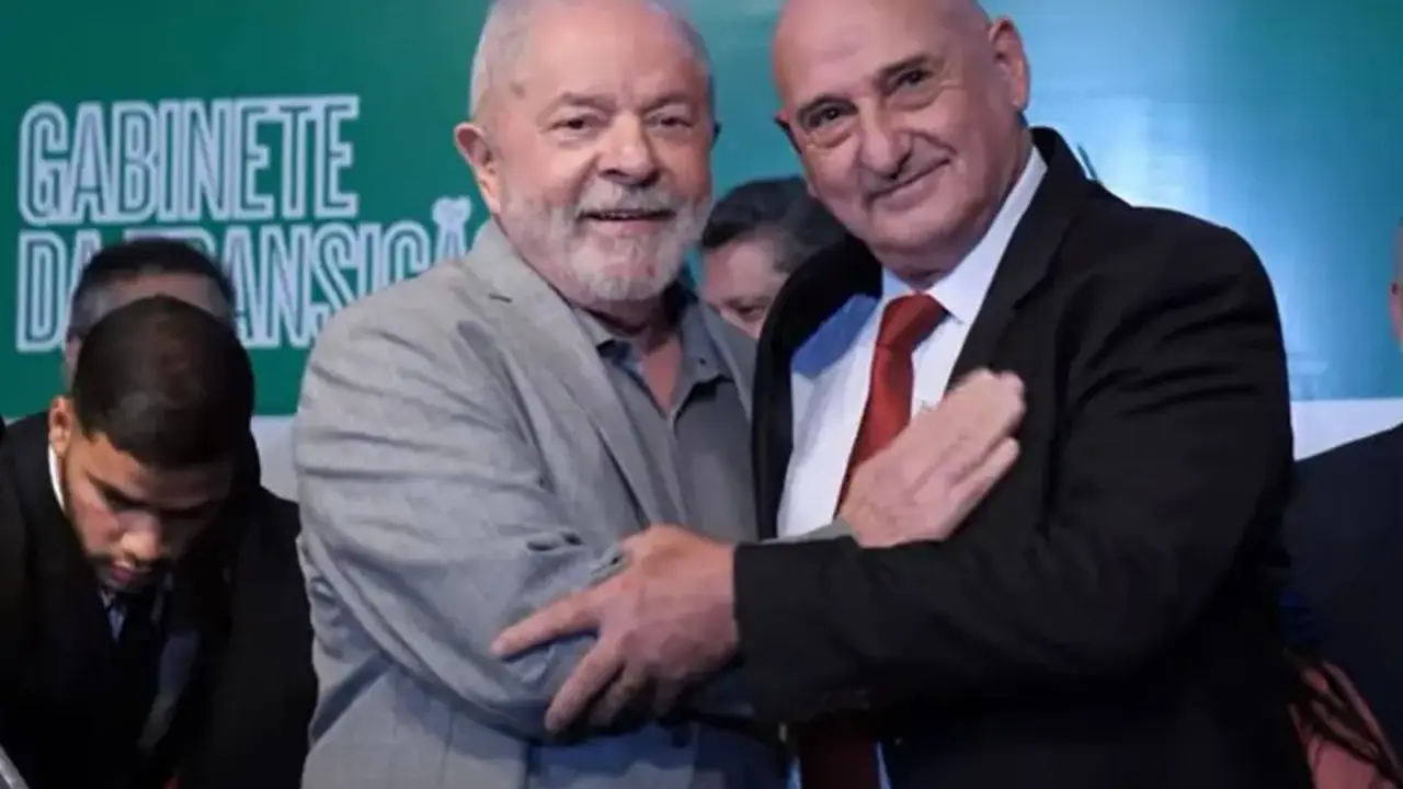 Luiz In&aacute;cio Lula da Silva y Marcos Gon&ccedil;alves Dias. / RR.SS.