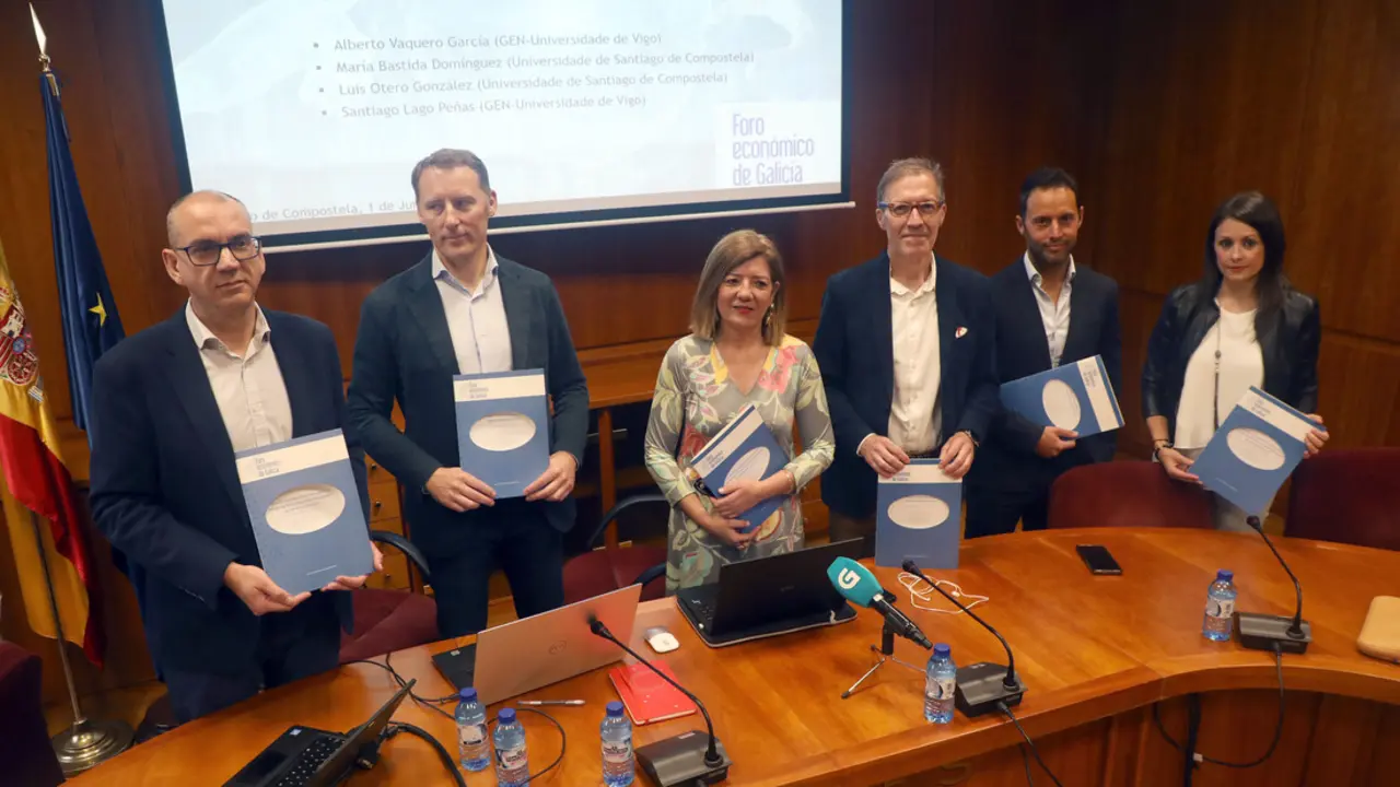 Expertos do Foro Econ&oacute;mico de Galicia. / Mundiario