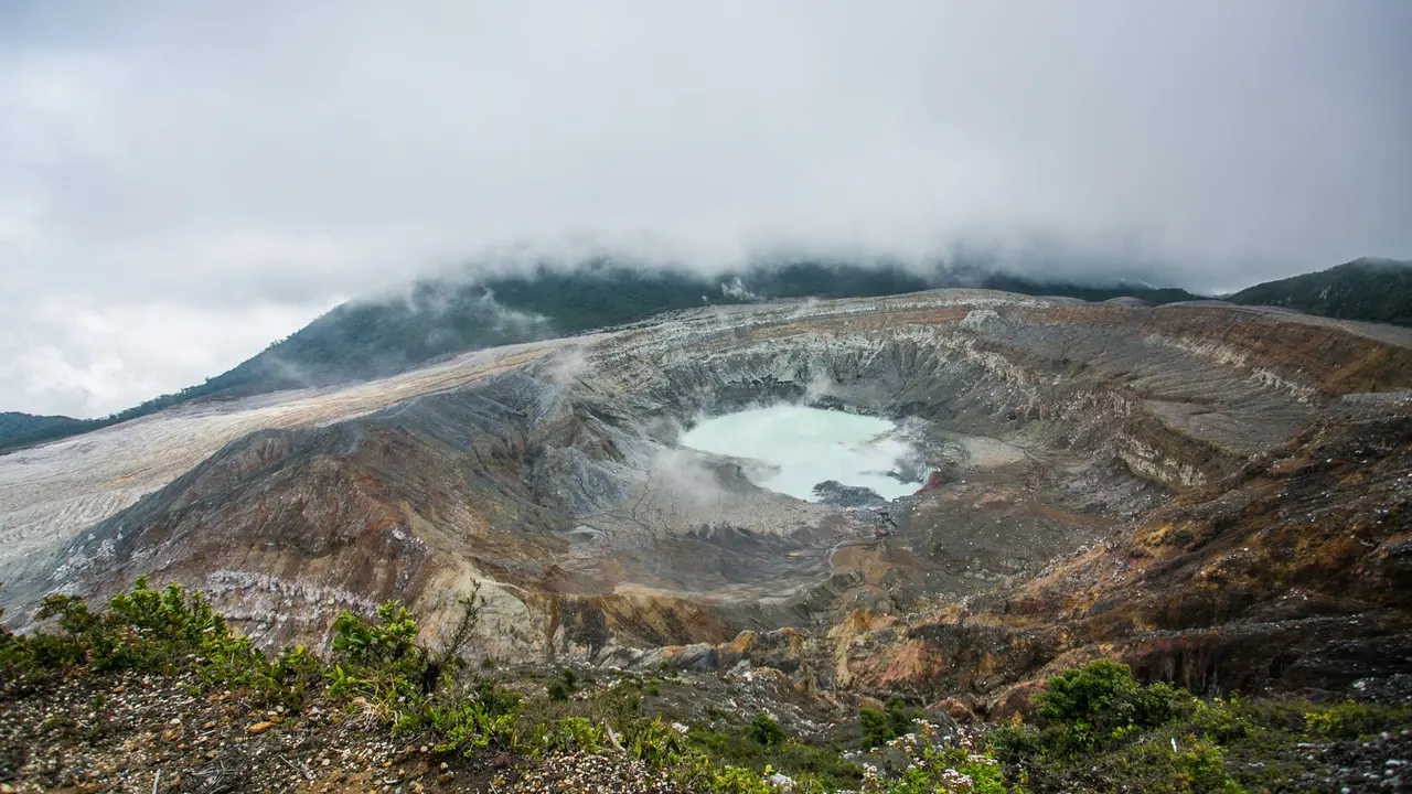Volc&aacute;n P&oacute;as./ RR SS