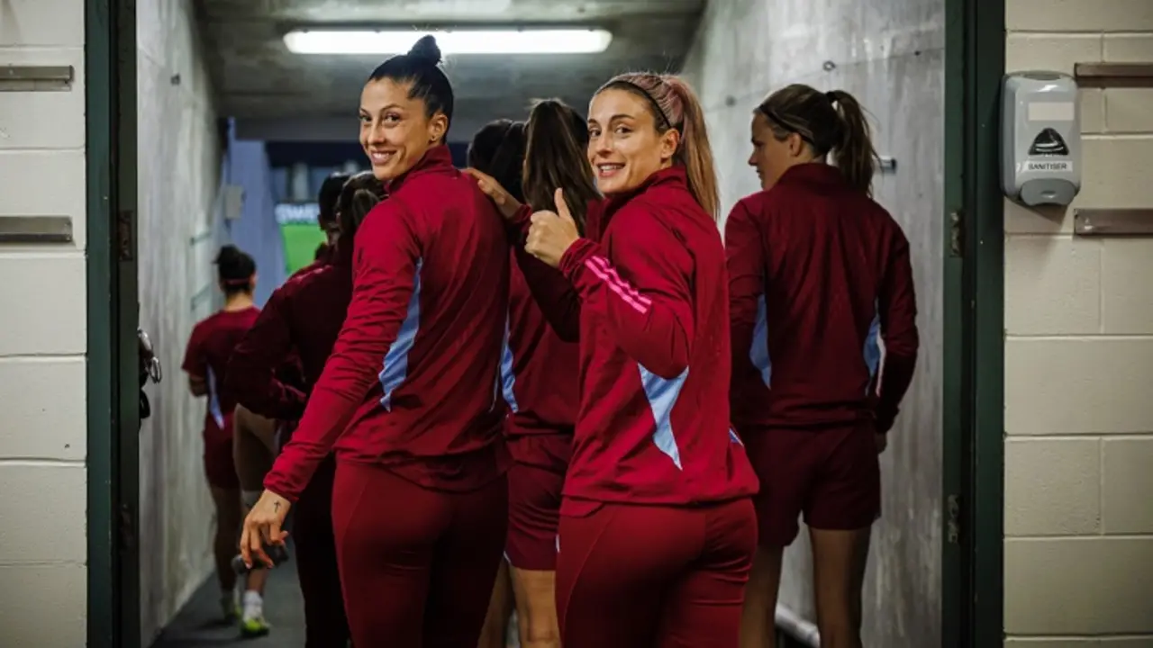 Jenni Hermoso y Esther Gonz&aacute;lez, jugadoras de Espa&ntilde;a. @SEFutbolFem
