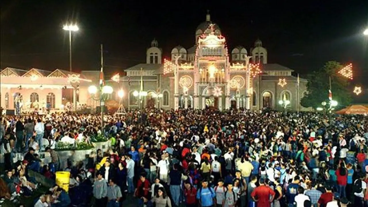 Bas&iacute;lica de los &Aacute;ngeles./ RR SS
