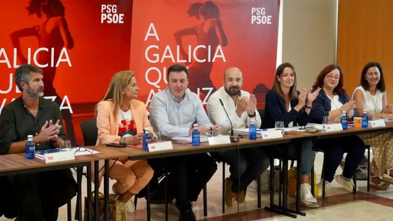 Miembros de la direcci&oacute;n del PSdeG en una reuni&oacute;n de su ejecutiva. / PSdeG - PSOE