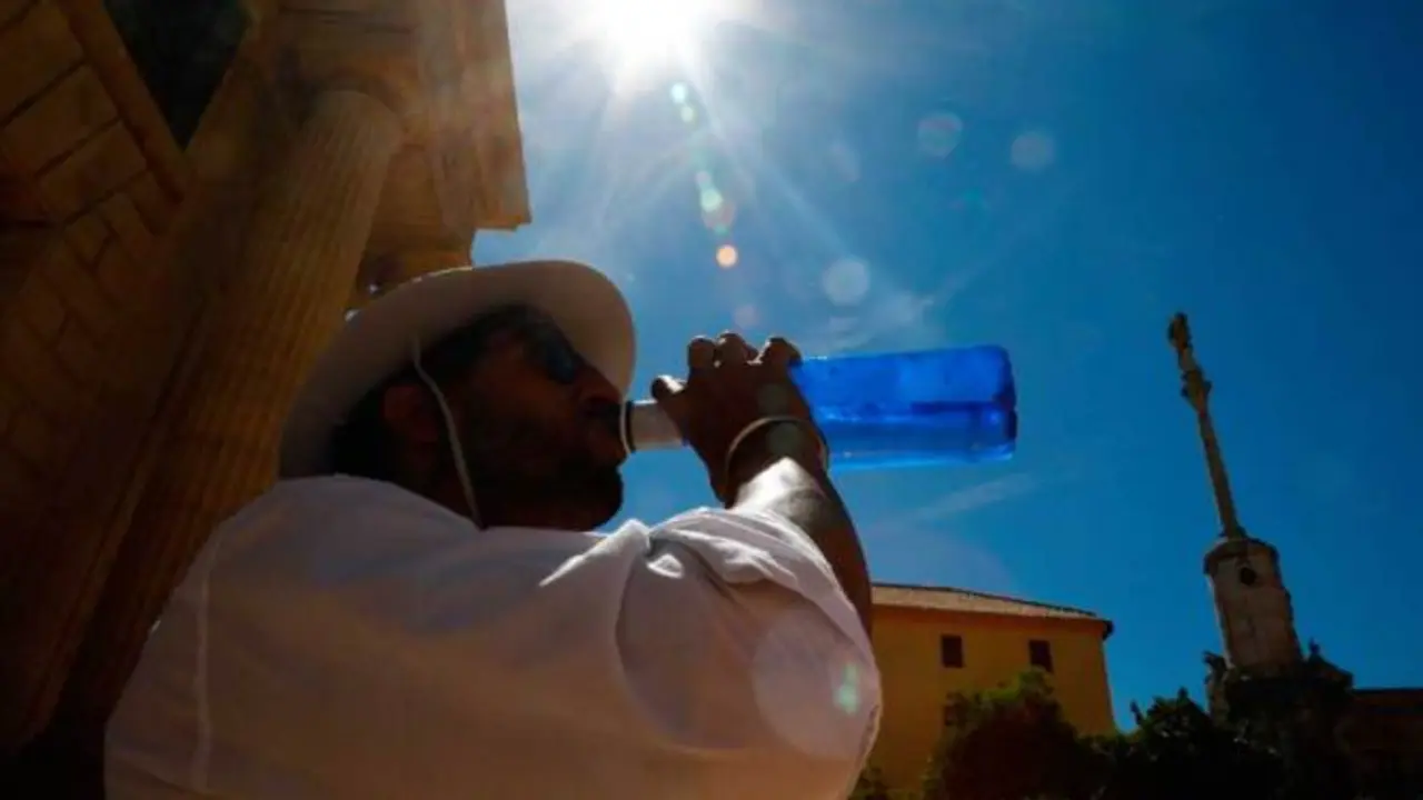 Ola de calor. / RR SS.