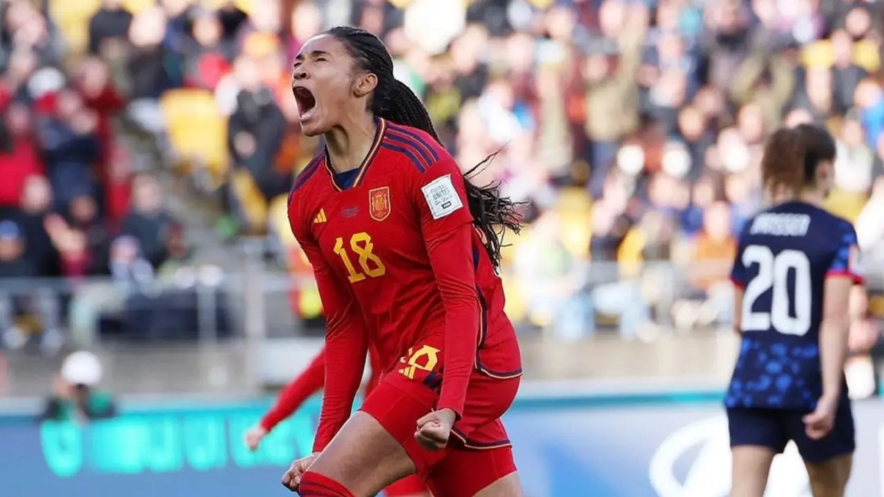 Salma Paralluelo se destaca en el Mundial. @SalmaParalluelo