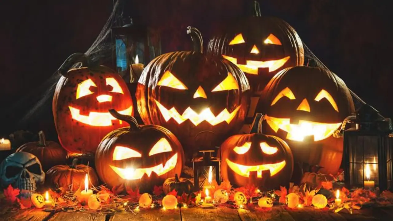 Halloween. / RR SS