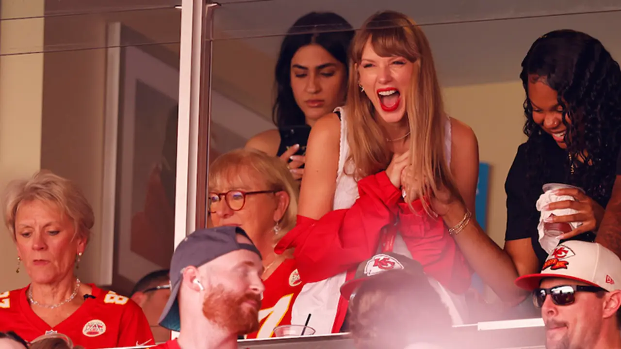 Taylor Swift durante uno de los partidos de los Kansas City Chiefs. / @GettyImages