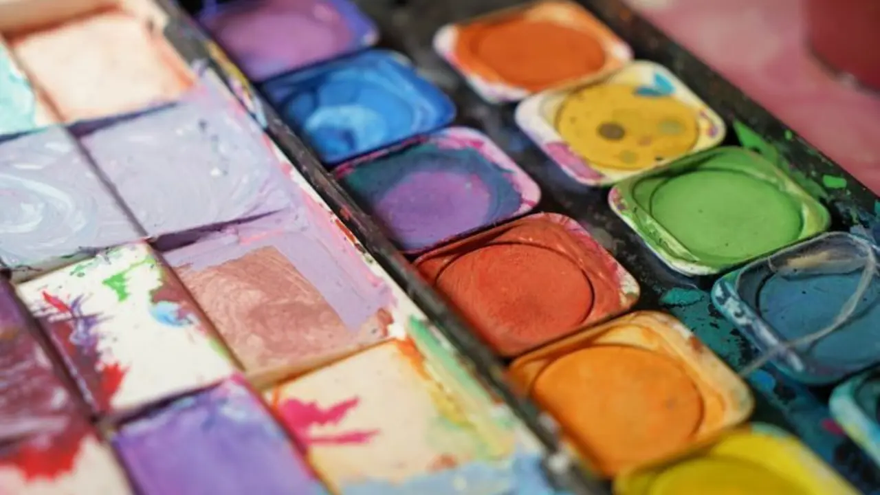 Pinturas. / RR SS.