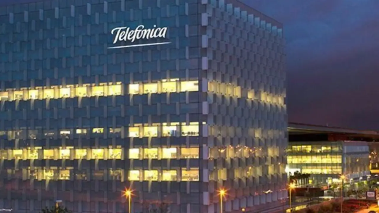 Sede de Telef&oacute;nica en Madrid. / RR SS.