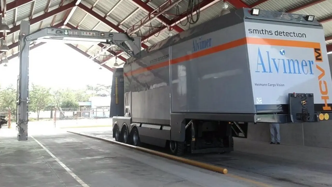 Esc&aacute;neres./ RR SS
