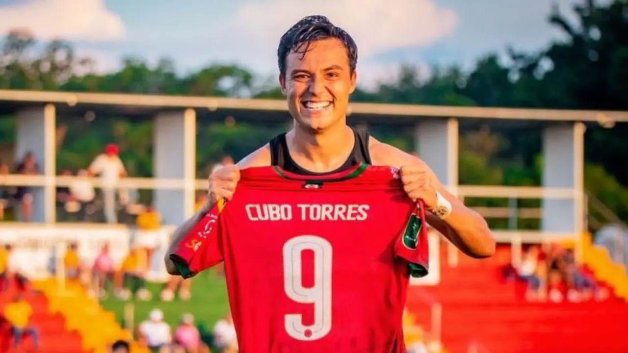 Erick Torres./ RR SS