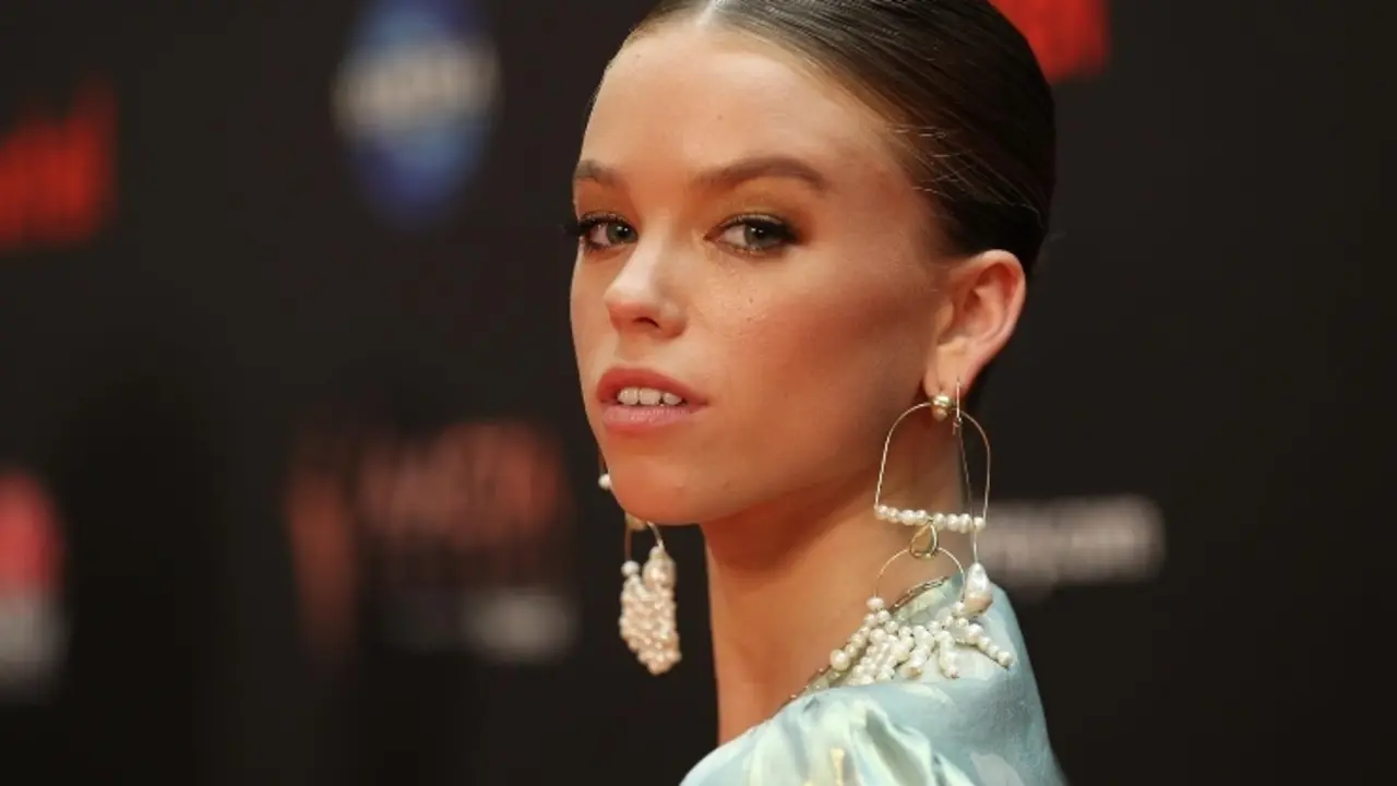 Milly Alcock, actriz. / IMDb