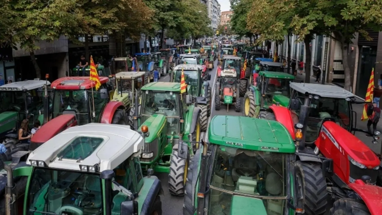 Movilizaci&oacute;n de los agricultores catalanes. / RR SS.