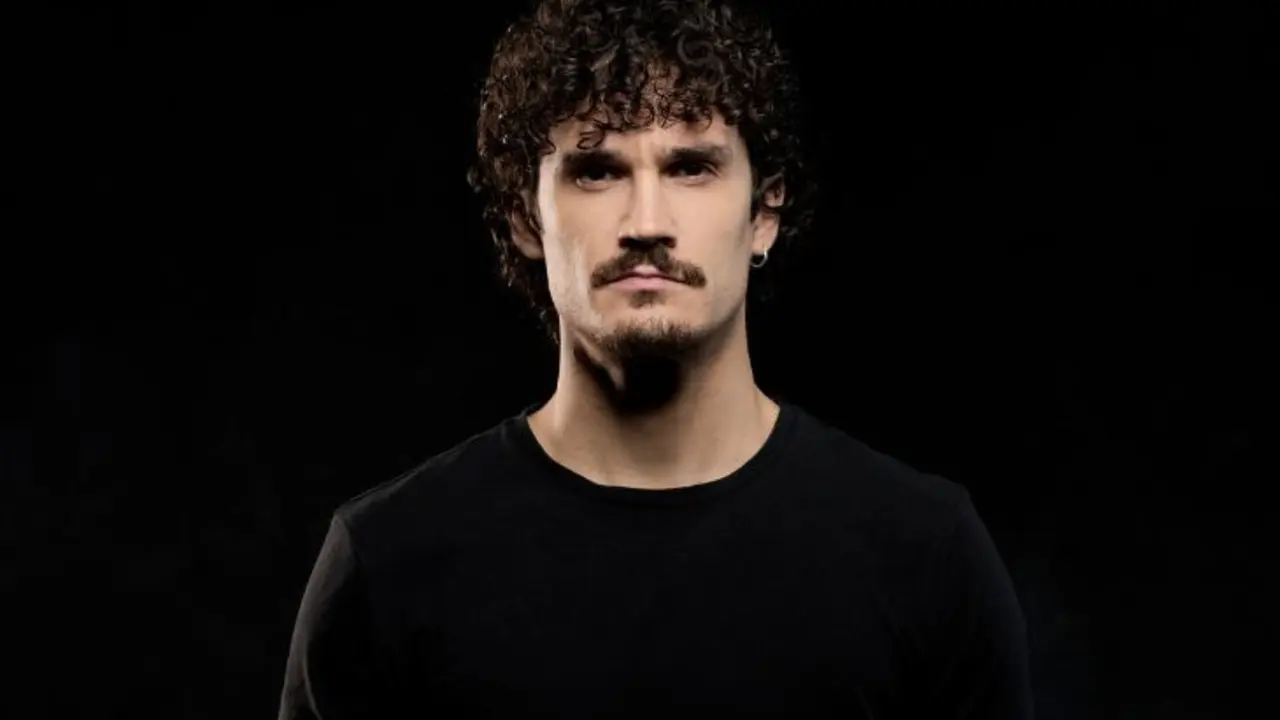 Rober Pascual, actor. / Autora.