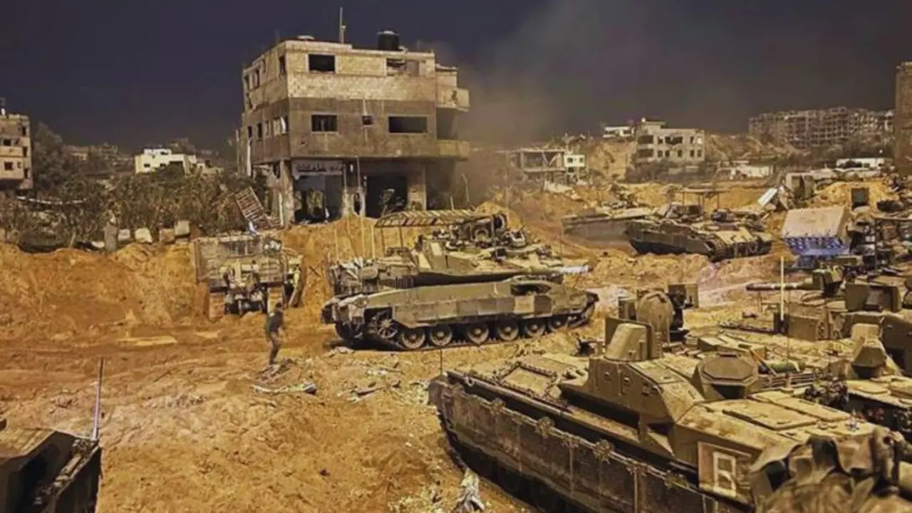 Tanques del ej&eacute;rcito israel&iacute;. / RR SS.