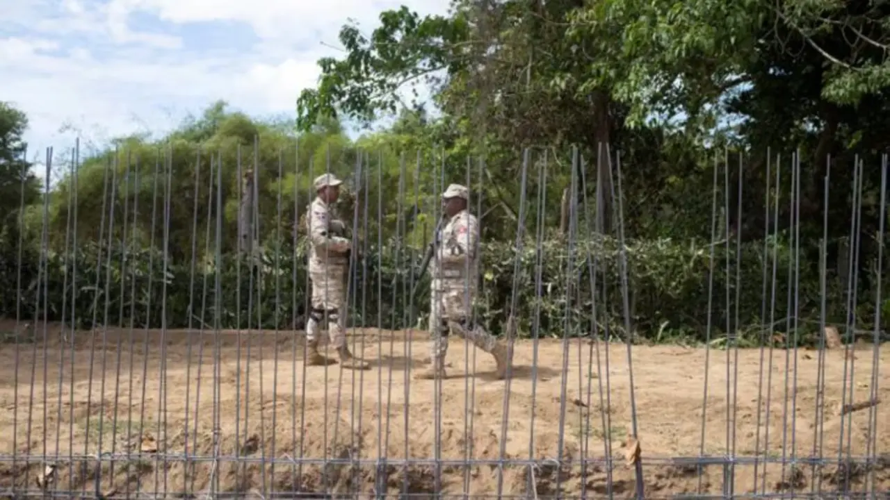 Muro fronterizo de la Rep&uacute;blica Dominicana. / RR.SS.