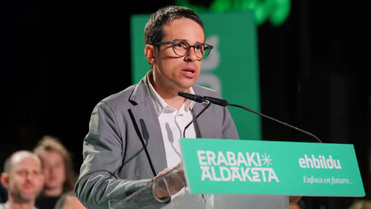 Pello Otxandiano, candidato de EH Bildu a las elecciones vascas. / RR.SS.