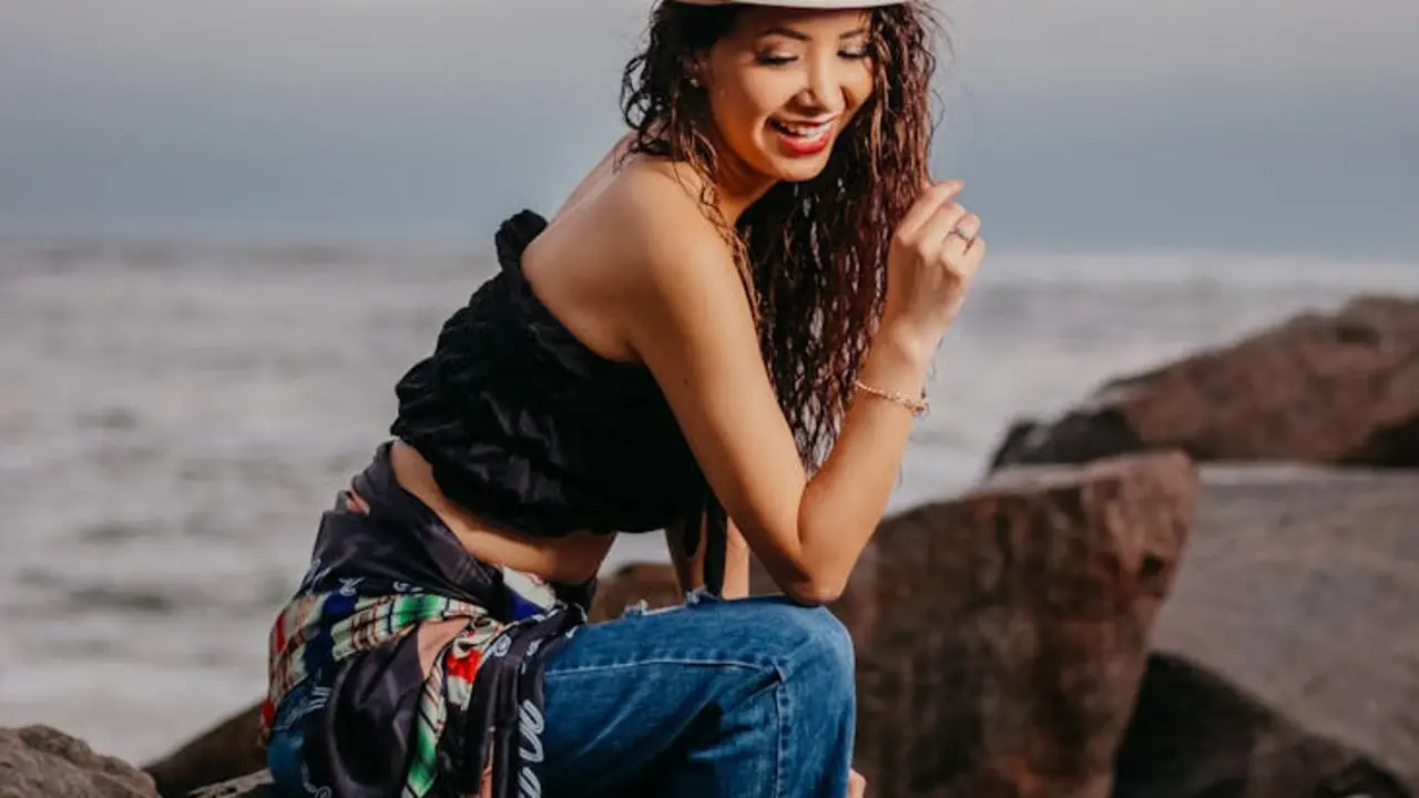 Una chica feliz. / Pexels.com.
