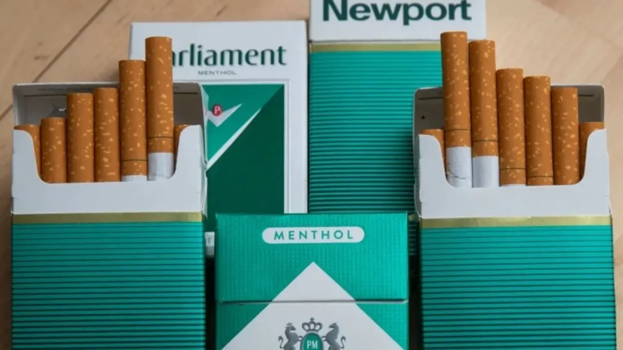 Cigarrillos mentolados. / RR SS.