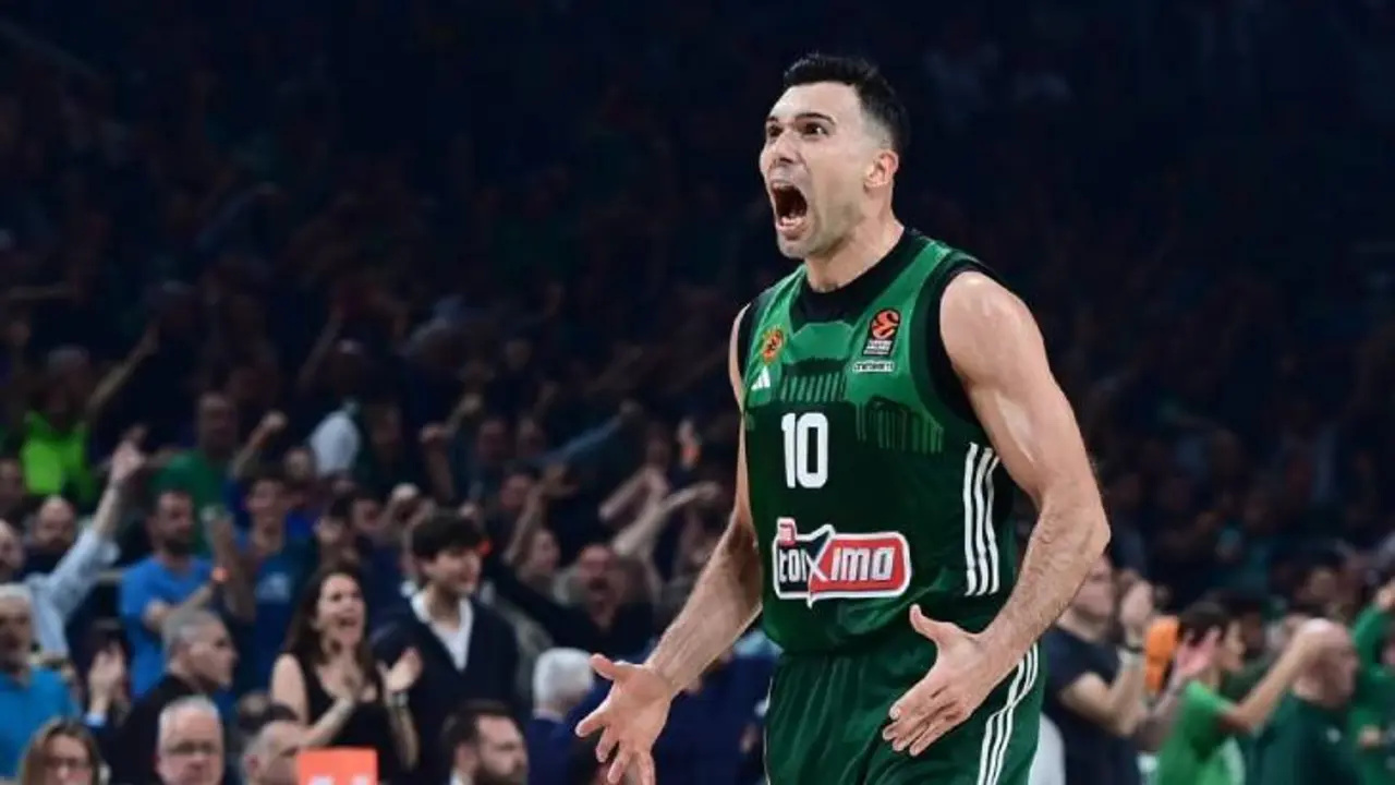 Kostas Sloukas, capit&aacute;n del Panathinaikos. / @kos_slou