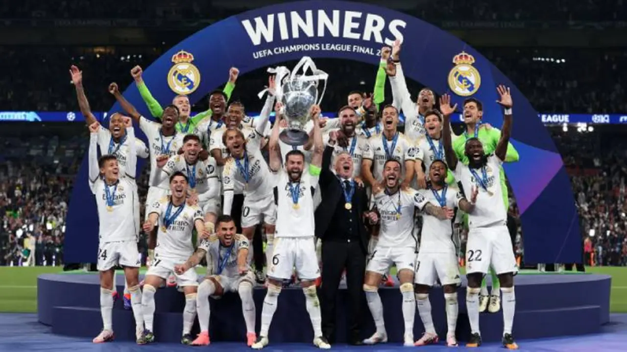 El Real Madrid celebrando la victoria en la final de la Champions League. / @realmadrid