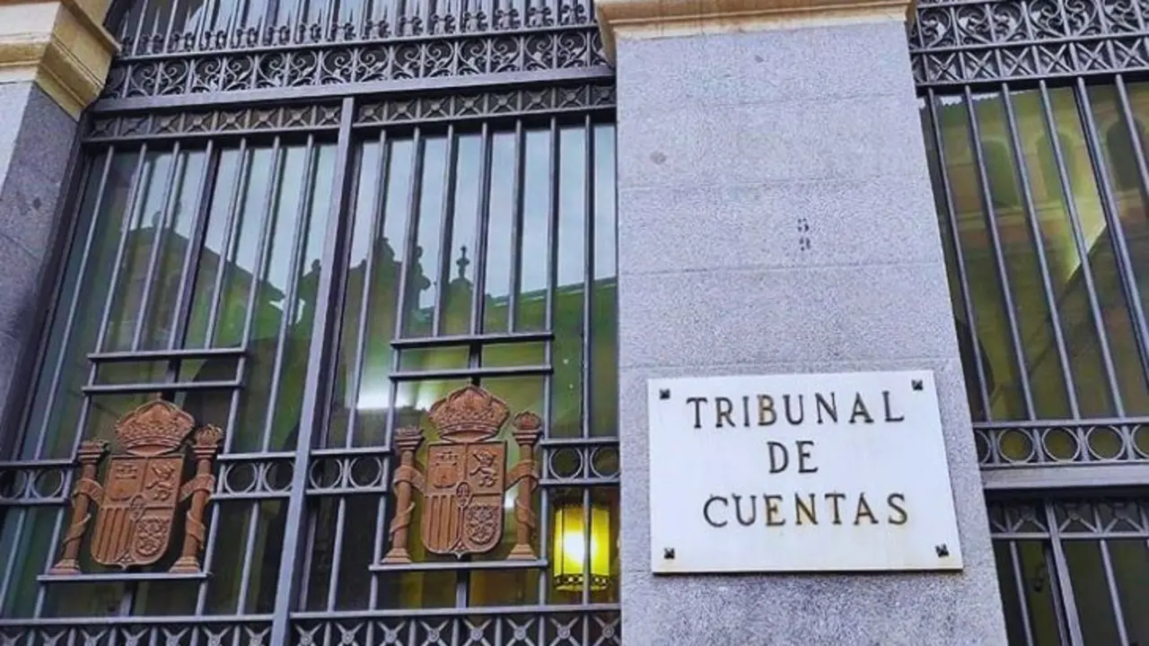 Tribunal de Cuentas. / RR SS.