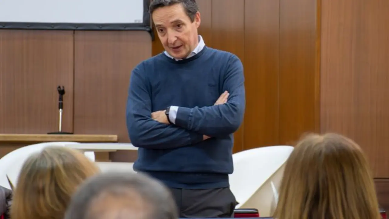 Juan Manuel Corchado, rector de la Universidad de Salamanca. / @corchadojm.