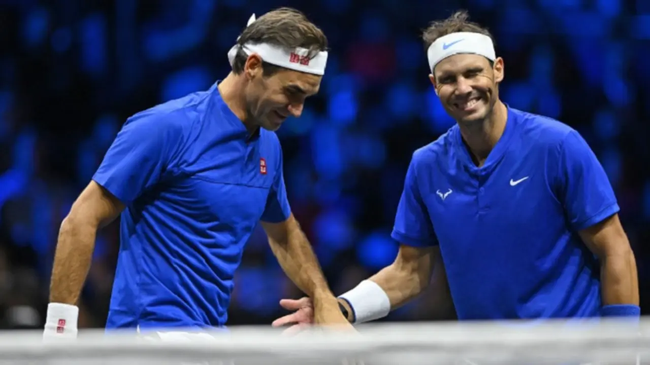 Roger Federer y Rafa Nadal juntos durante un partido de dobles en la Laver Cup 2022. / RR SS