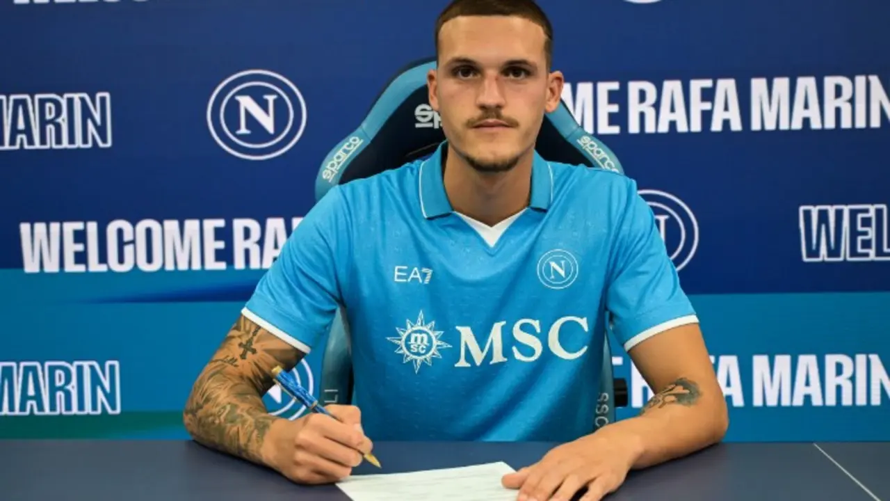 Rafa Mar&iacute;n, ya es nuevo jugador del Napoli. / RR SS