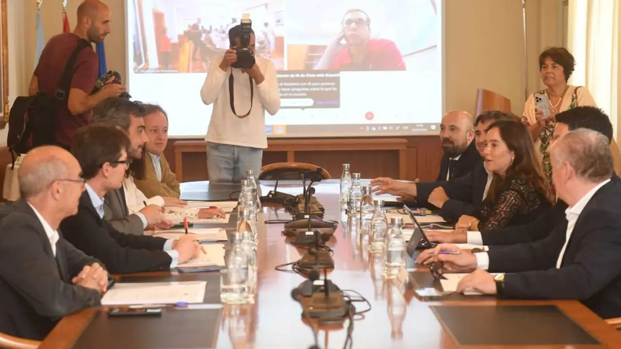 Reunión de Coruña Marítima. / Mundiario