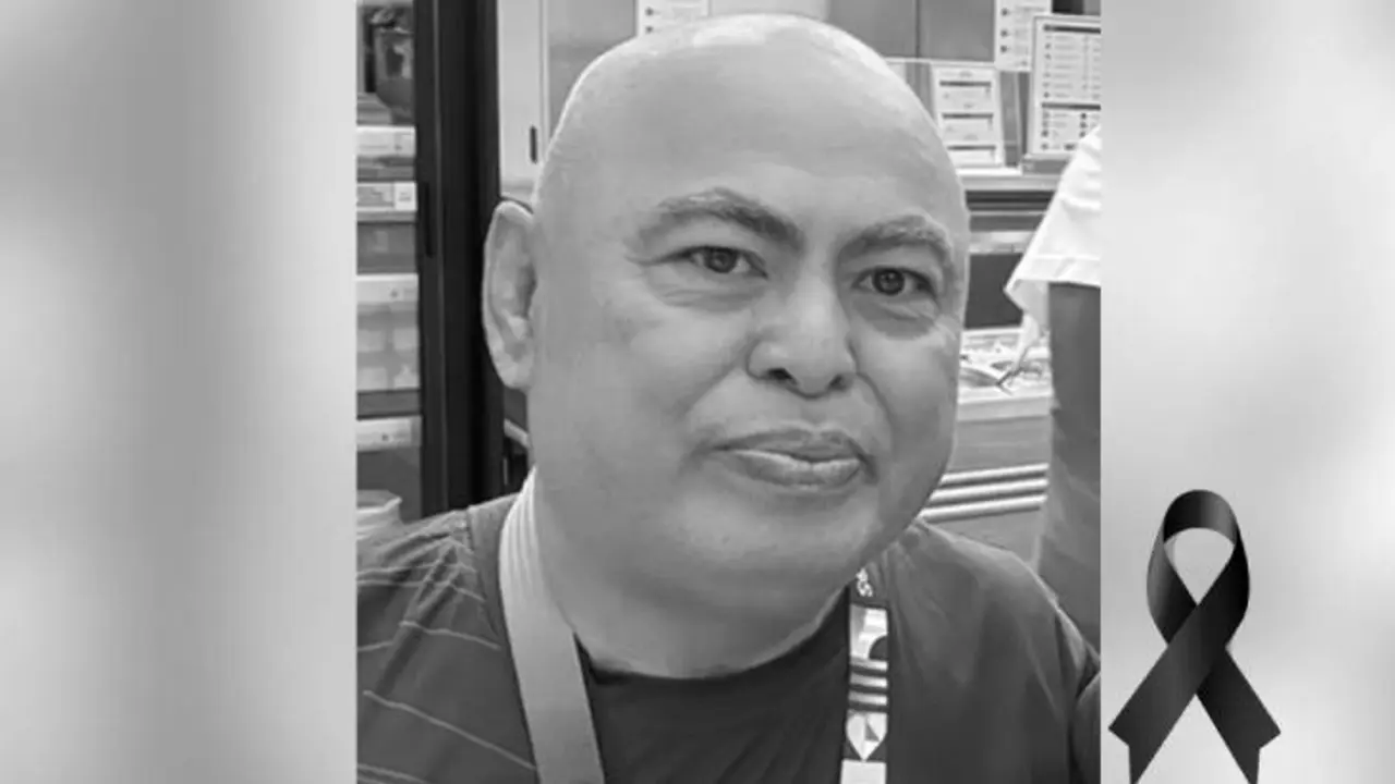 Lionel Fatu Elika Fatupaito, entrenador de la selecci&oacute;n de boxeo de Samoa. /  Composici&oacute;n