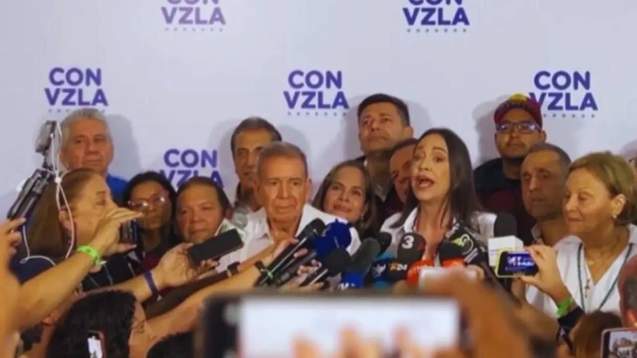 Edmundo G&oacute;nzalez Urrutia y Mar&iacute;a Corina Machado. / X.