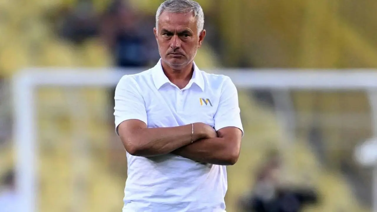 Jos&eacute; Mourinho, actual entrenador del Fenerbahce. / @Twitter