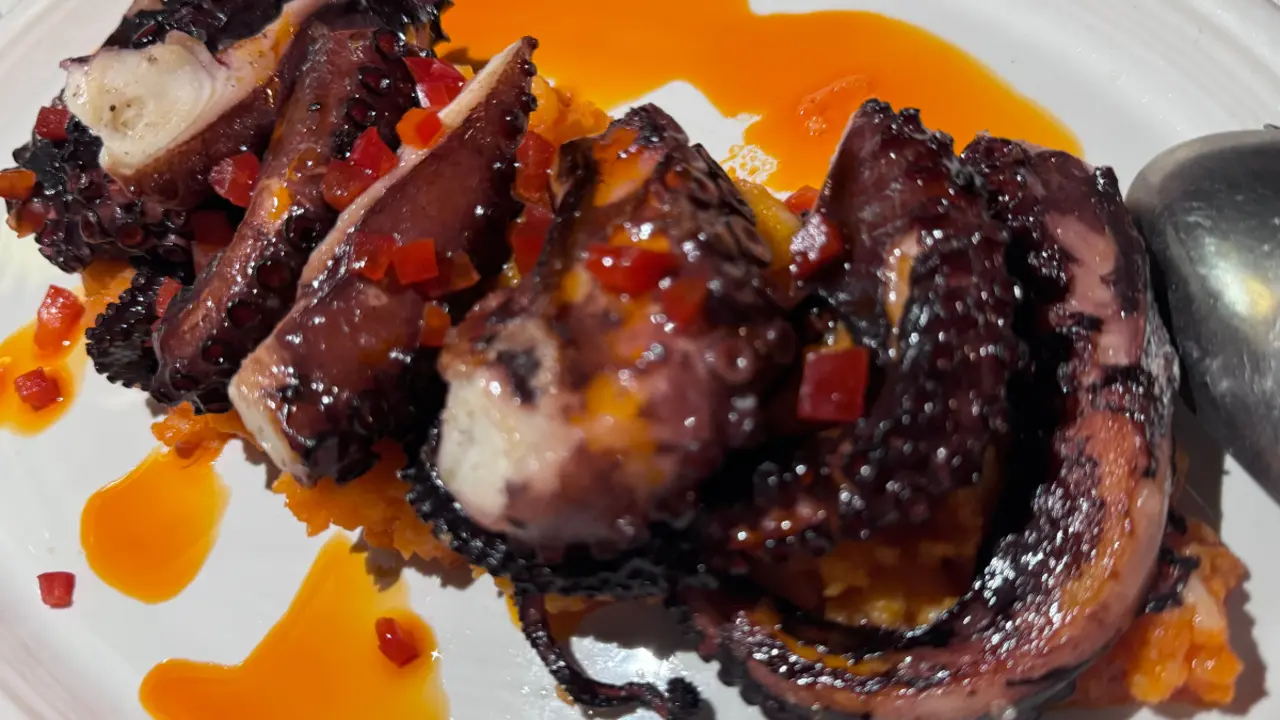 Pulpo "&aacute; grella" de Mar de Ardora. / M.M.