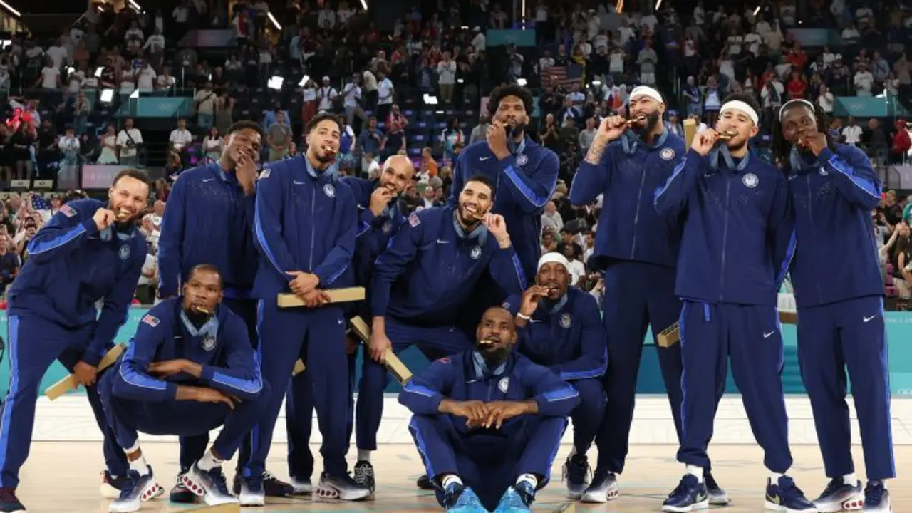 Selecci&oacute;n de baloncesto de Estados Unidos en las Olimpiadas. / RR SS.