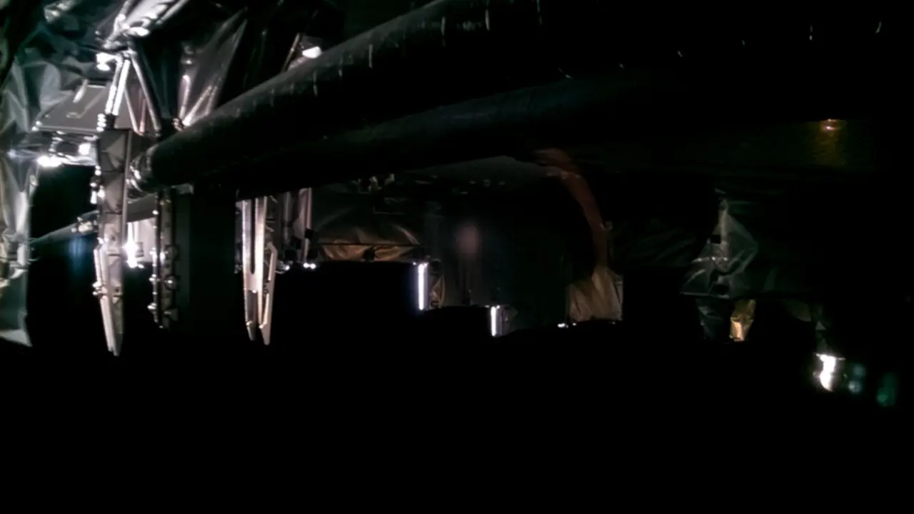 Lasonda Juice (Jupiter Icy Moons Explorer) sobre la Luna. / RR.SS.