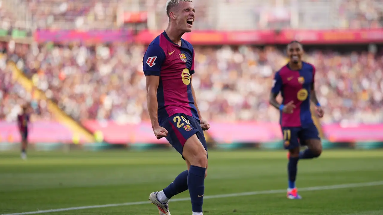 Dani Olmo vistiendo la camiseta del Barcelona. / @fcbarcelona