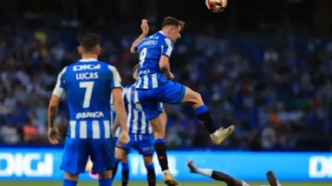 El Deportivo La Coru&ntilde;a, espera sumar tres puntos en su visita a C&oacute;rdoba. /  RR SS