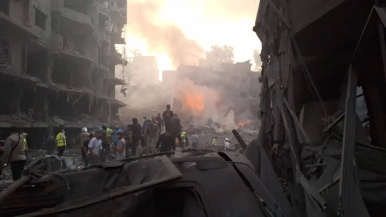 Bombardeo de Israel en el basti&oacute;n de Hezbol&aacute; en el L&iacute;bano. / RR.SS