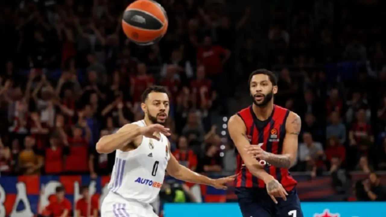 El Baskonia supo sacar el peor momento del Real Madrid en la temporada. / RR SS