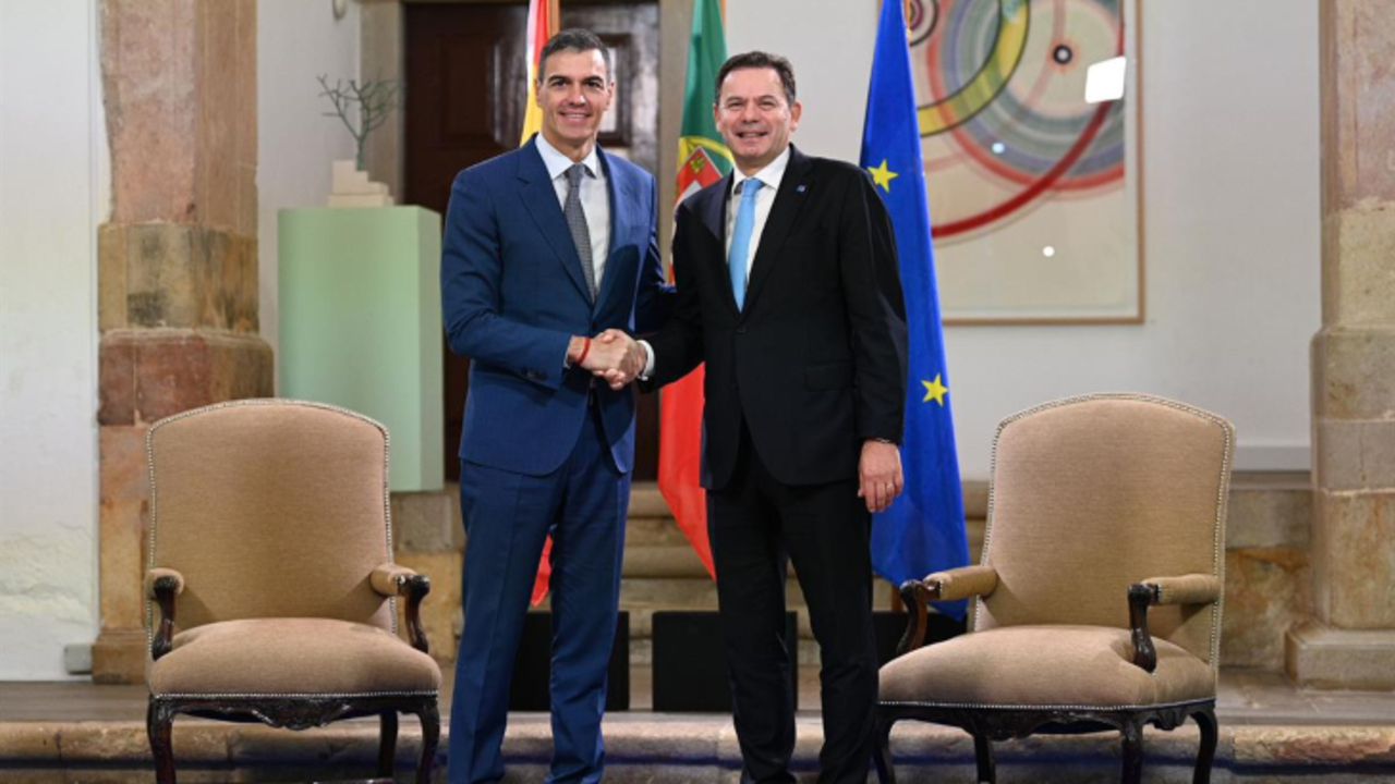 Pedro S&aacute;nchez y Lu&iacute;s Montenegro, primer ministro de Portugal. / La Moncloa